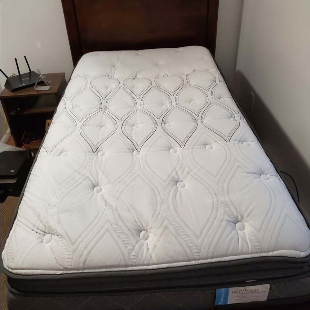 Twin size bed with mattress and box spring. - Picture 2 of 7